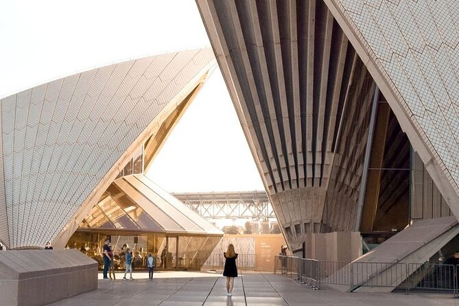 Sydney Private Half Day Tour: Beaches, History & Icons - Private luxury transport, snacks, and why it saves your energy
