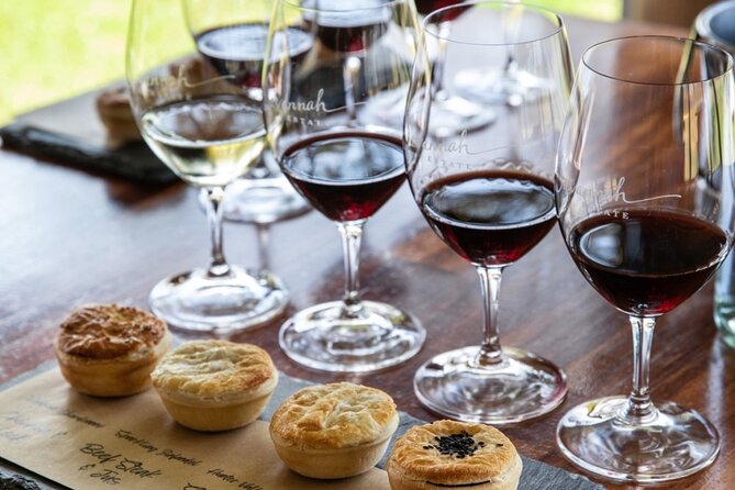 Sydney: Private Wine tour - Hunter Valley & Wollombi Valley - Cheese, wine, and pie: how the food stops keep the day fun (and not just alcohol)