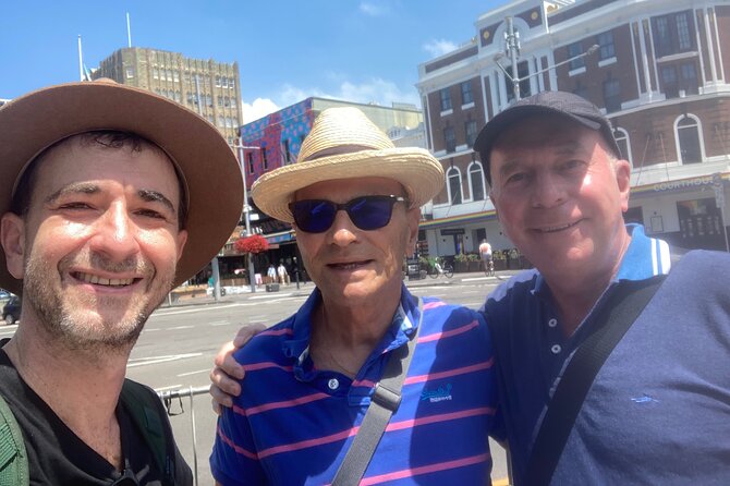 Sydney Queer Walking Tour - Stop 4: Kinselas Hotel at Taylor Square and June 1978’s first Mardi Gras