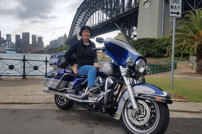 Sydney sights tour 1 Hour - Clothing, helmets, and the reality of comfort on a quick ride