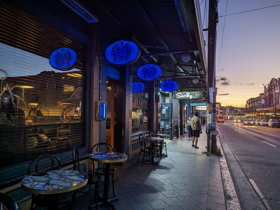 Sydney: Street Art & Small Bar Tour with Complimentary Drink - Newtown vs Redfern/Chippendale: choosing the day for the mood