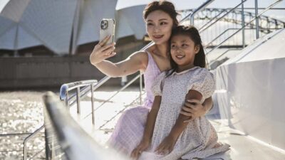 Sydney: Sydney Harbor Lunch Cruise with Welcome Drink - Dining on board: what the 2-course lunch really means at $81