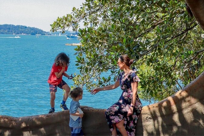 Sydney - The Mad Botanist Scavenger Hunt For Kids & Families. - Stop Two: Hidden Sounds and Comic-Style Imagination Moments