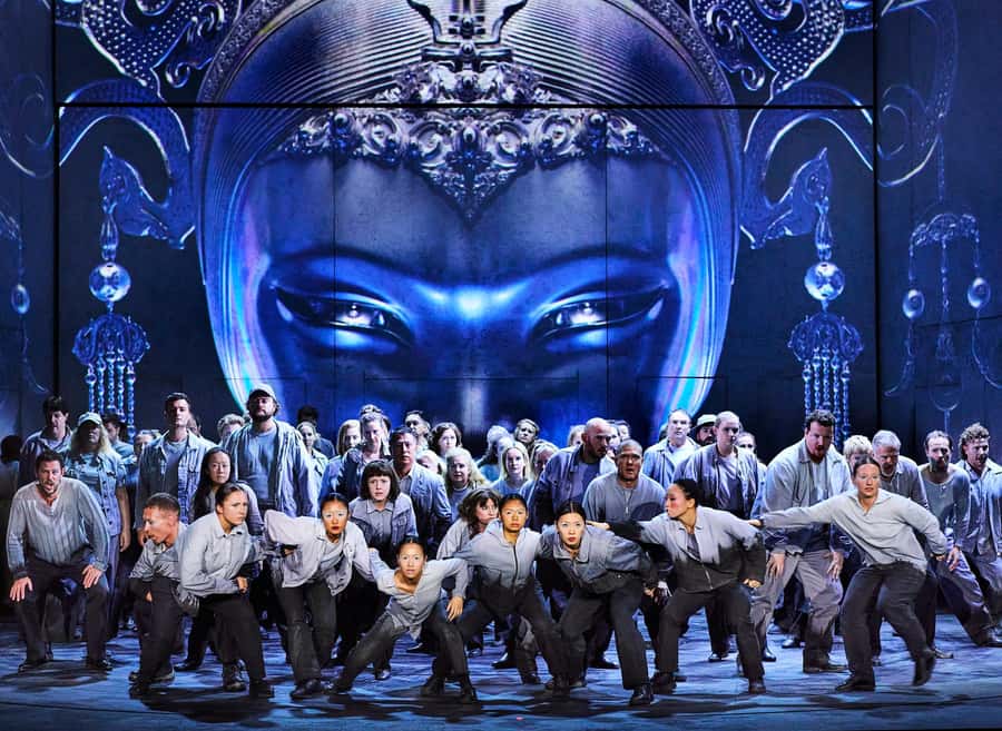 Sydney: Turandot at the Sydney Opera House - What You’re Actually Seeing: Turandot at This Famous Address
