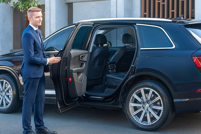 Sydney's Best Airport Arrival Transfers - Airport to CBD - The real win: landing and knowing your car is coming