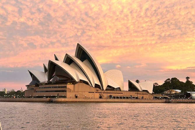 Twilight Treasures Sunset Sydney Harbour Cruise - Food, drinks, and that laid-back pace