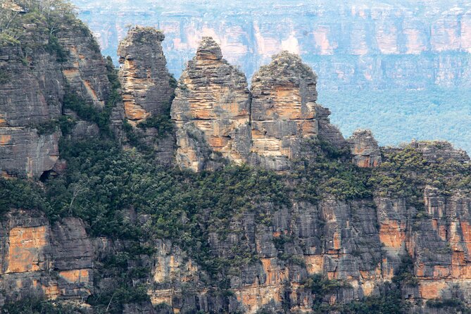 Ultimate Blue Mountains Private Tour with Scenic World and Wildlife Park - Featherdale Wildlife Park: Koala and Kangaroo Time Without the Fuss
